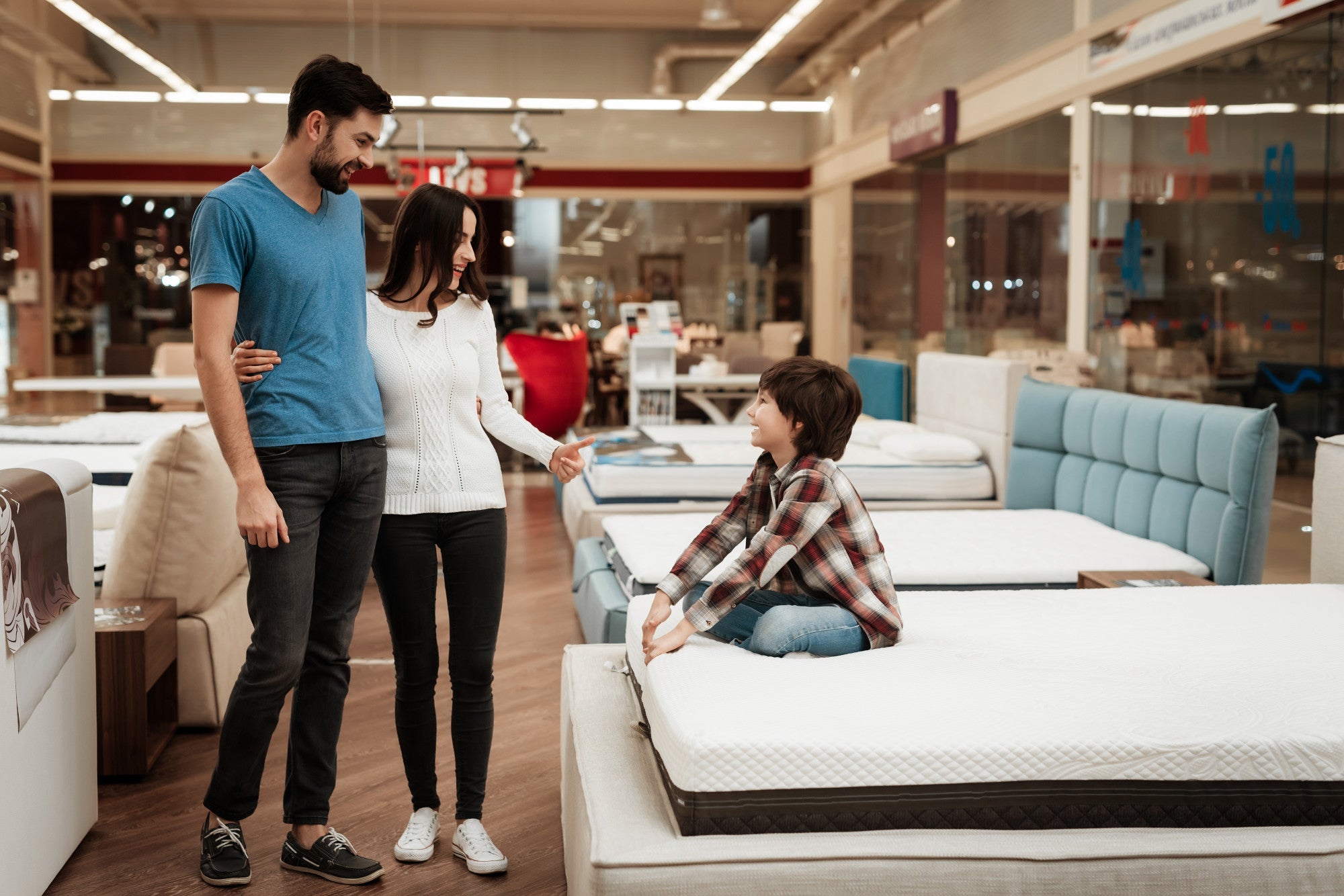 How to Test a Mattress Before Buying at a Mattress Shop Near Me
