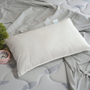 DELIGHT pillow